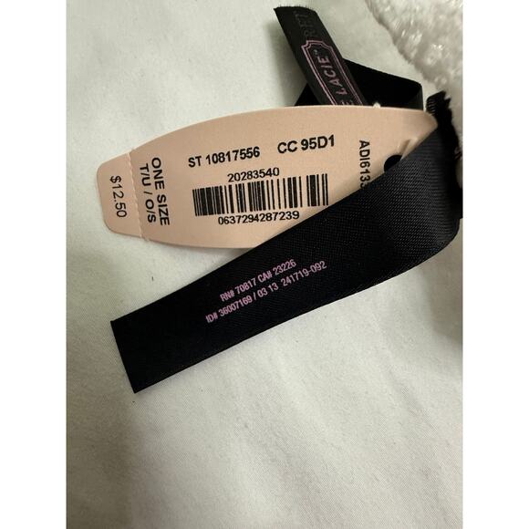 Victoria’s Secret Vintage Sheer Lace Thong Panty – White – Size OS – 2013 - Picture 3 of 3